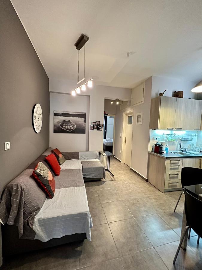 Central Kalamata Cozy Apartment Exterior foto