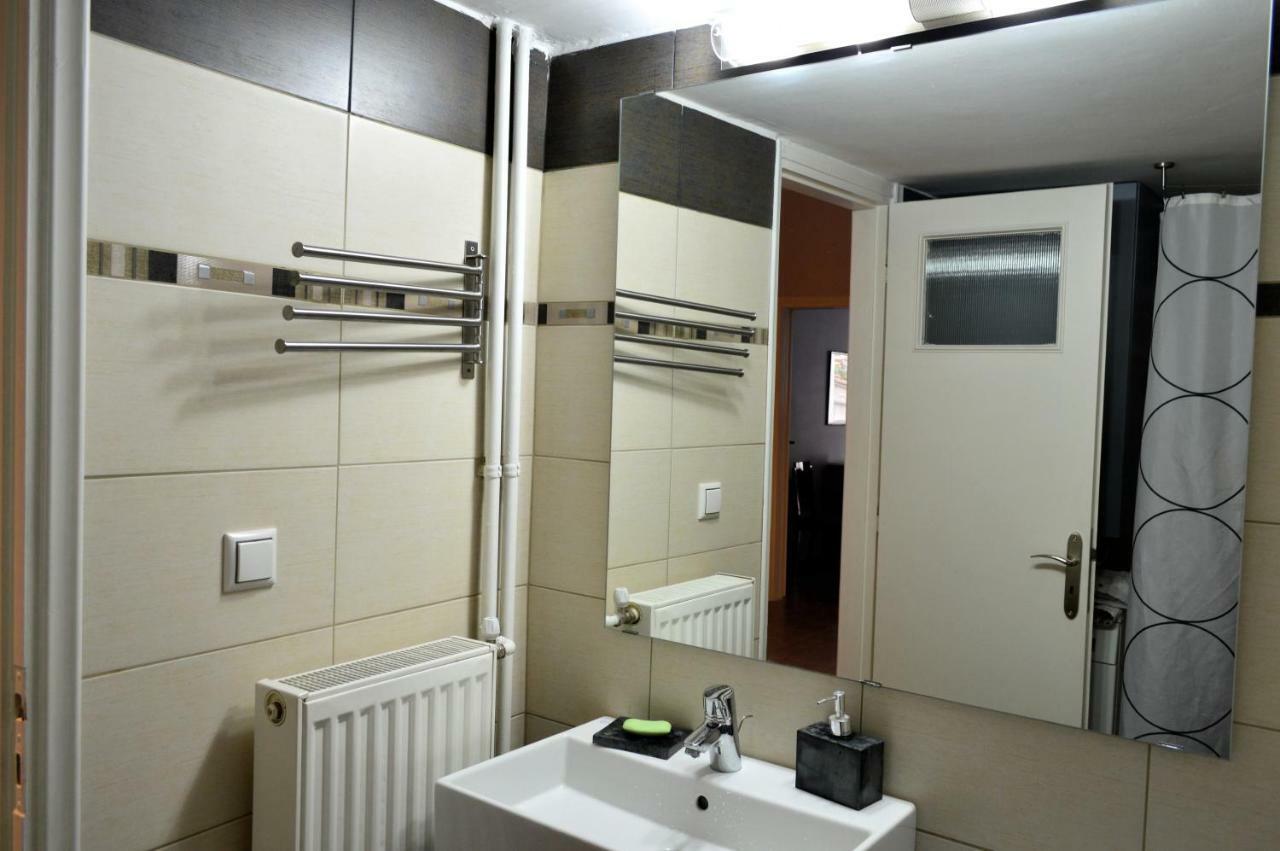 Central Kalamata Cozy Apartment Exterior foto
