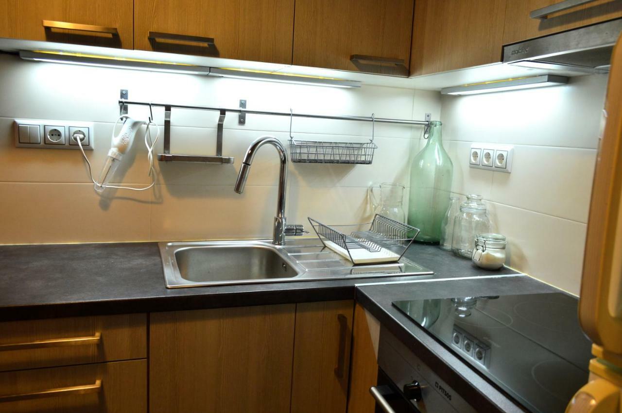 Central Kalamata Cozy Apartment Exterior foto