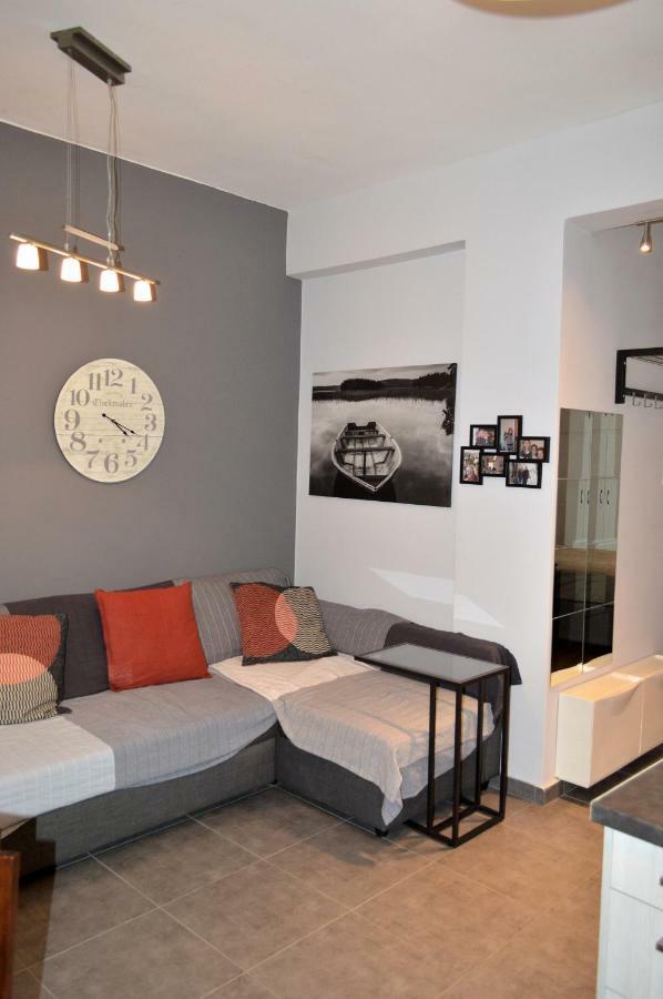Central Kalamata Cozy Apartment Exterior foto